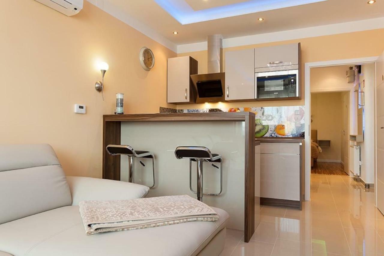 Apartment Felix Zagreb Buitenkant foto